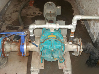 2CY齒輪泵安裝現場